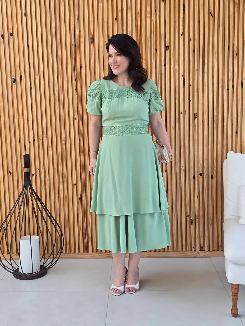 VESTIDO C/ GUIPIR E MANGA BALONÊ